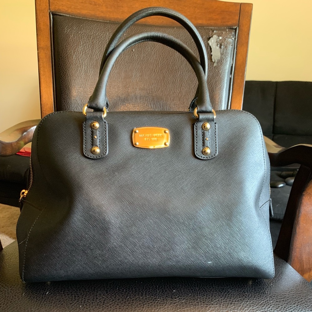 Michael Kors saffiano leather black/gold satchel